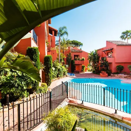 Rentandhomes Luxury Marbella