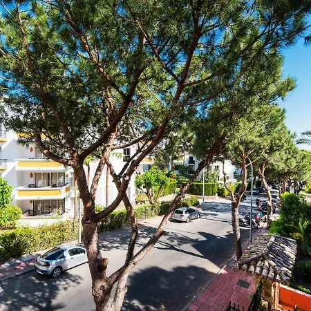 Rentandhomes Luxury Apartmán Marbella