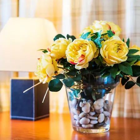 Rentandhomes Luxury Lejlighed Marbella