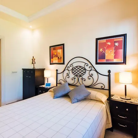 Rentandhomes Luxury Apartamento *